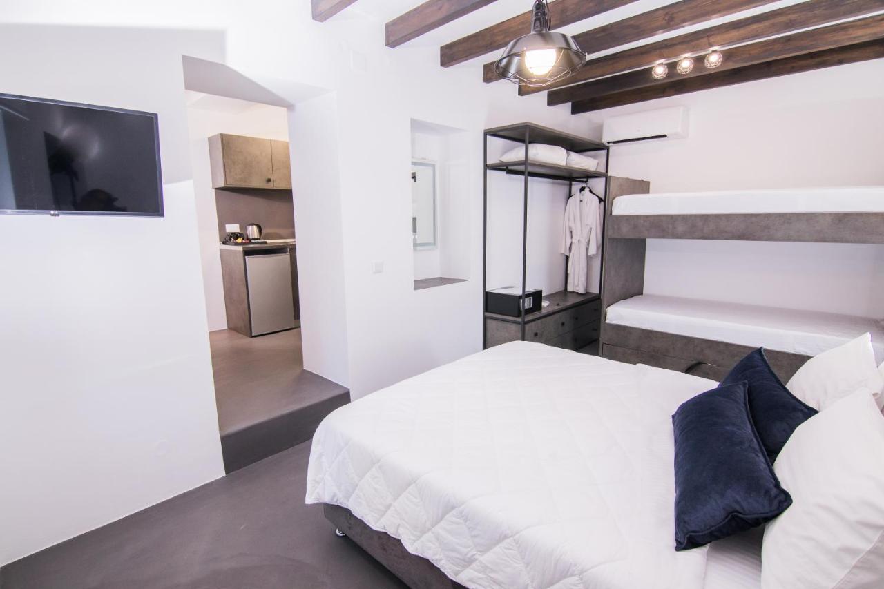 Ialemos Group Apartment Đảo Sými Ngoại thất bức ảnh