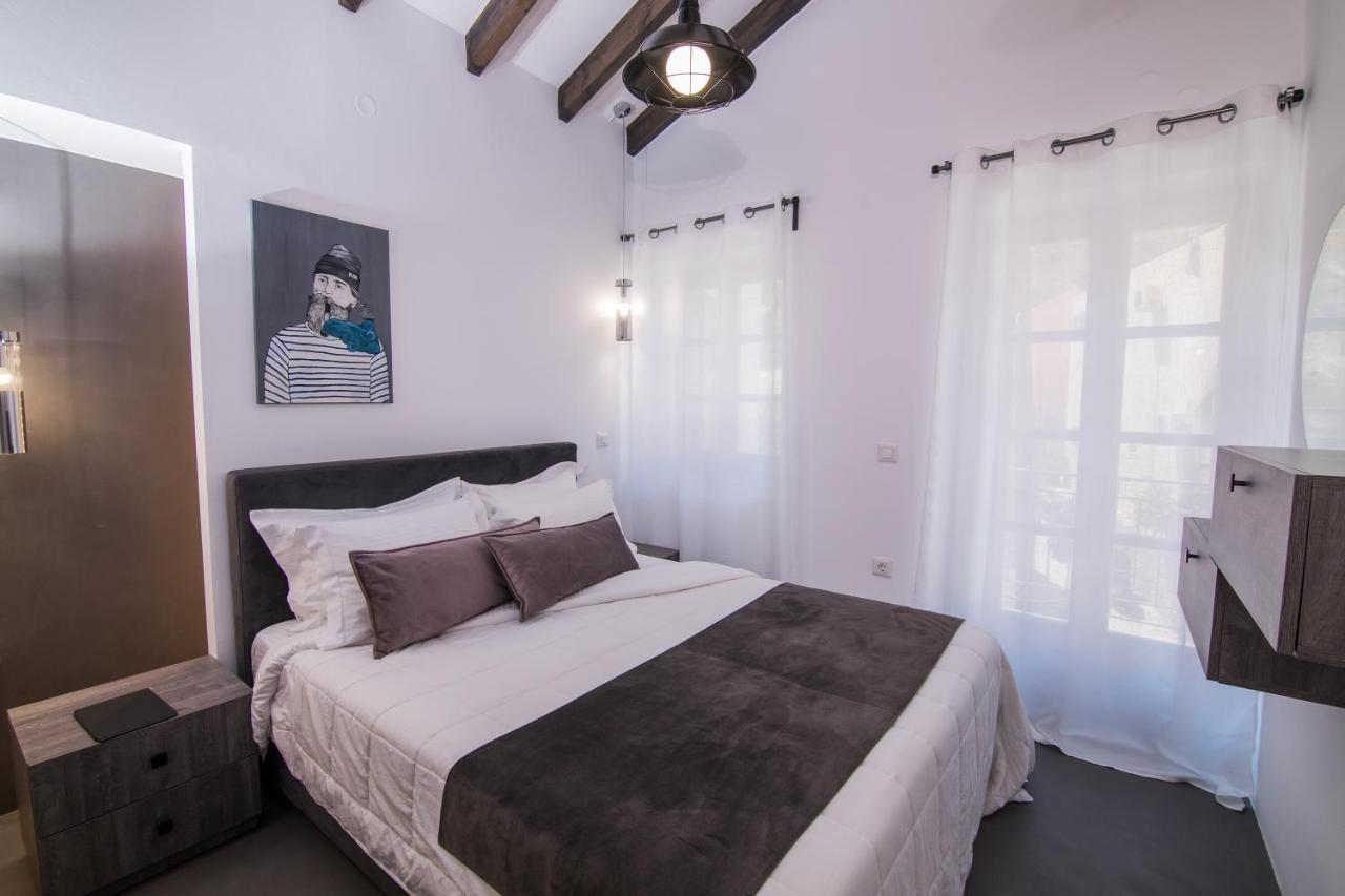 Ialemos Group Apartment Đảo Sými Ngoại thất bức ảnh