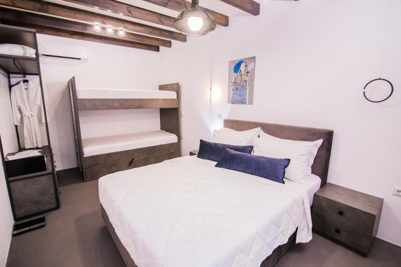 Ialemos Group Apartment Đảo Sými Ngoại thất bức ảnh