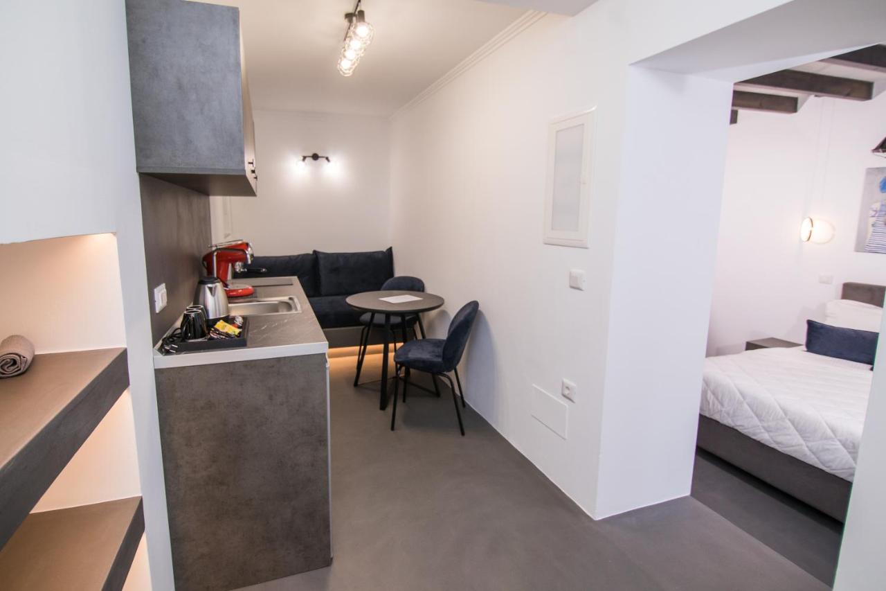 Ialemos Group Apartment Đảo Sými Ngoại thất bức ảnh