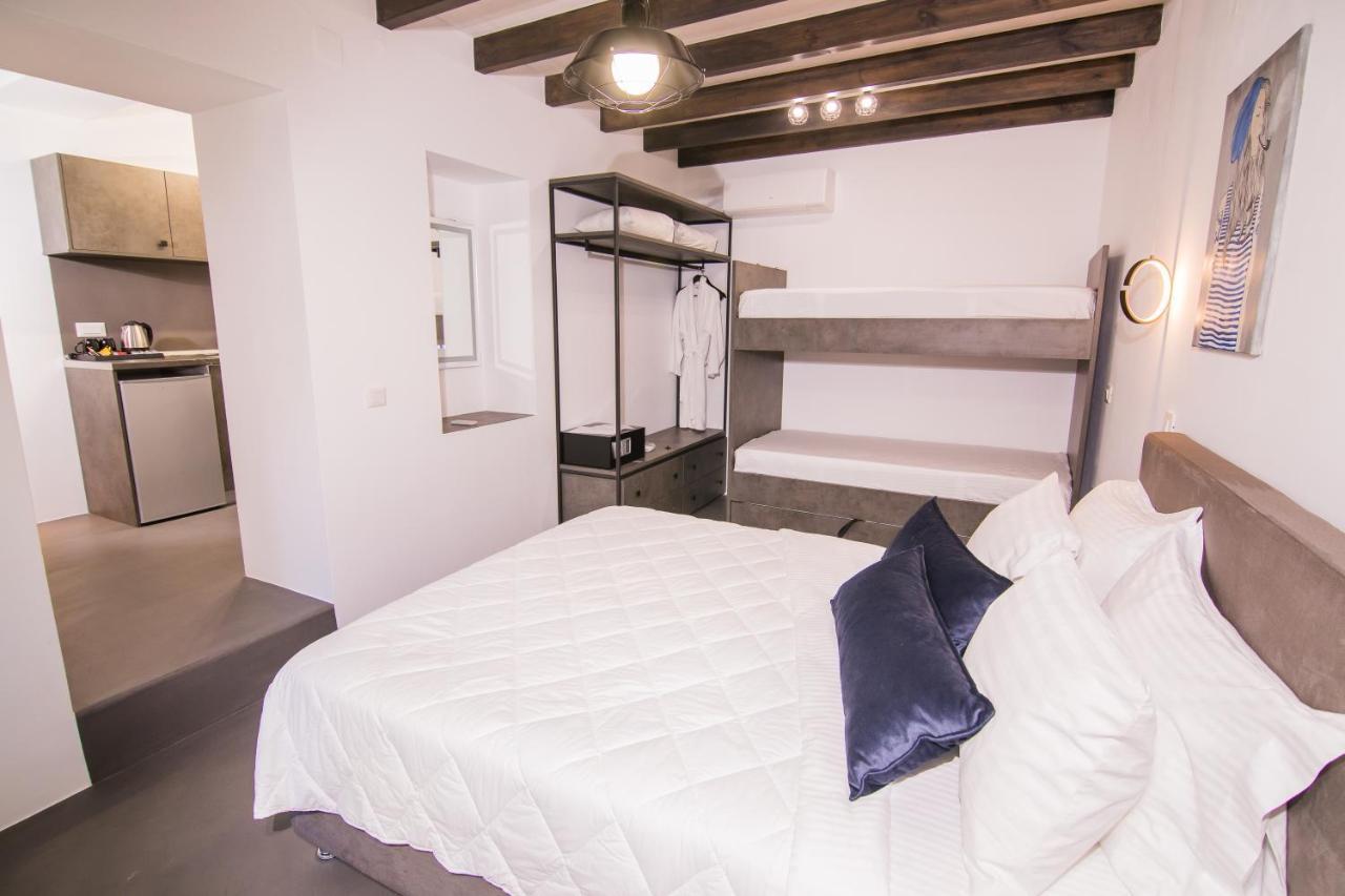 Ialemos Group Apartment Đảo Sými Ngoại thất bức ảnh