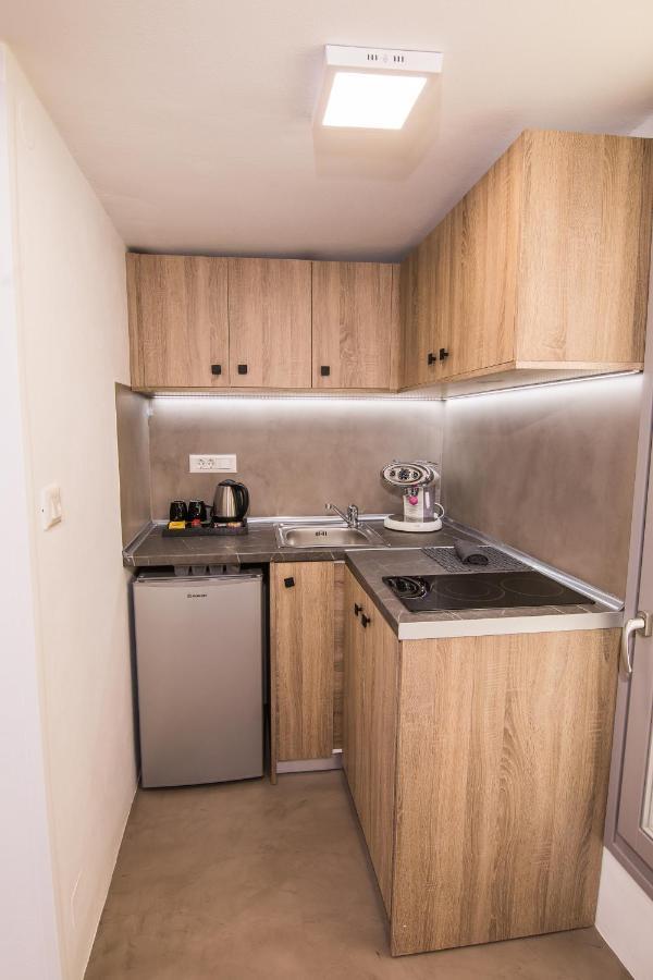 Ialemos Group Apartment Đảo Sými Ngoại thất bức ảnh